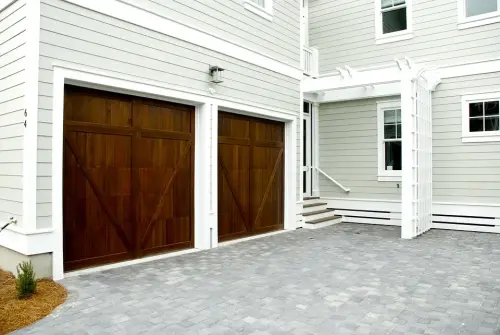 Garage-Door-Repair-Services--in-Milwaukee-Wisconsin-garage-door-repair-services-milwaukee-wisconsin.jpg-image